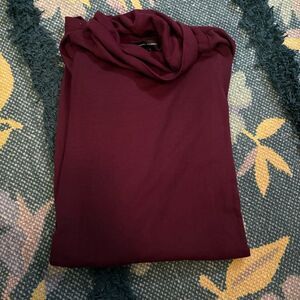 UNIVERSAL STANDARD Foundation Turtleneck - Maroon 14-16